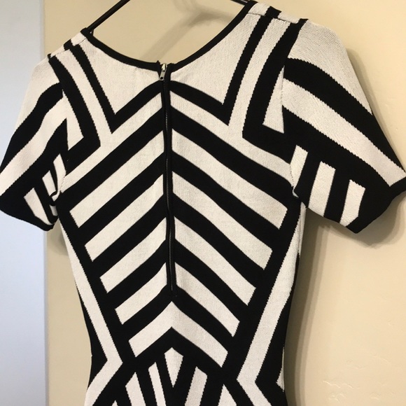 Gianni Bini Dress - Picture 3 of 4